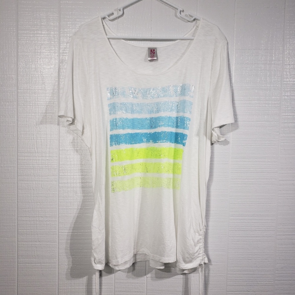 Love Active Graphic Tee C28
